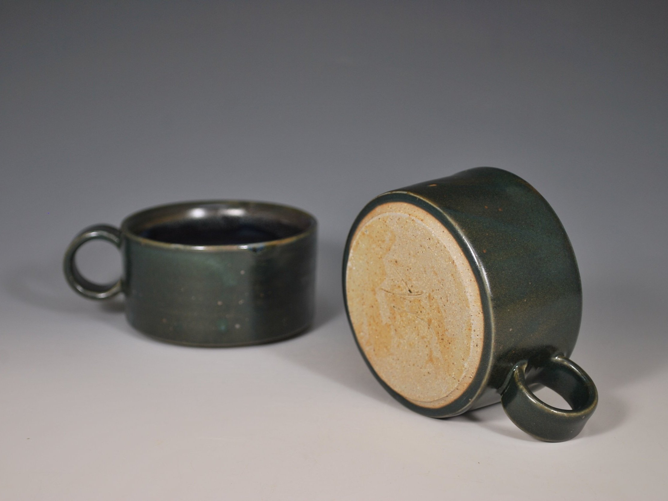 8MUGSET1_3.jpg