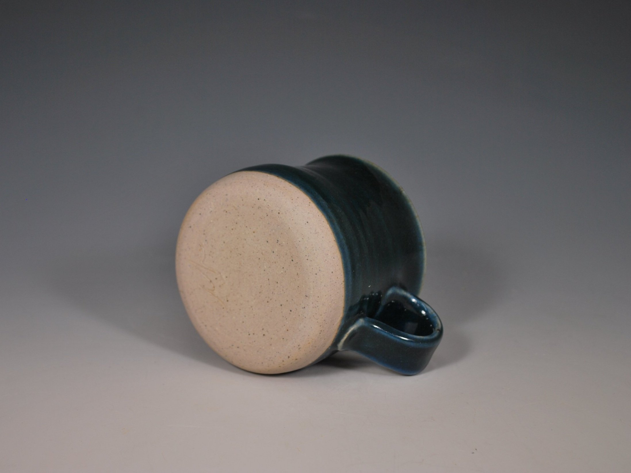 10MUG6_3.jpg