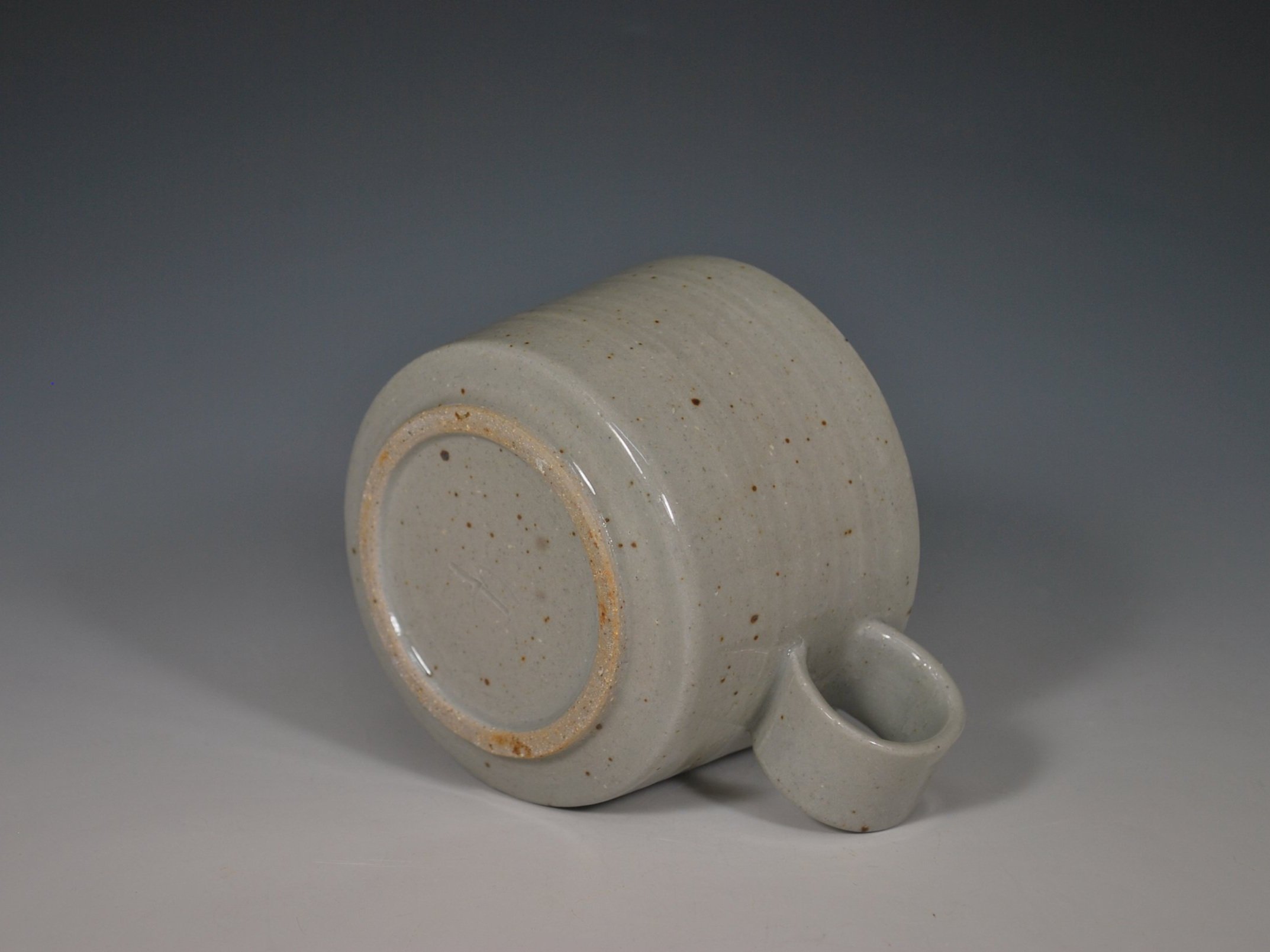 10MUG4_3.jpg
