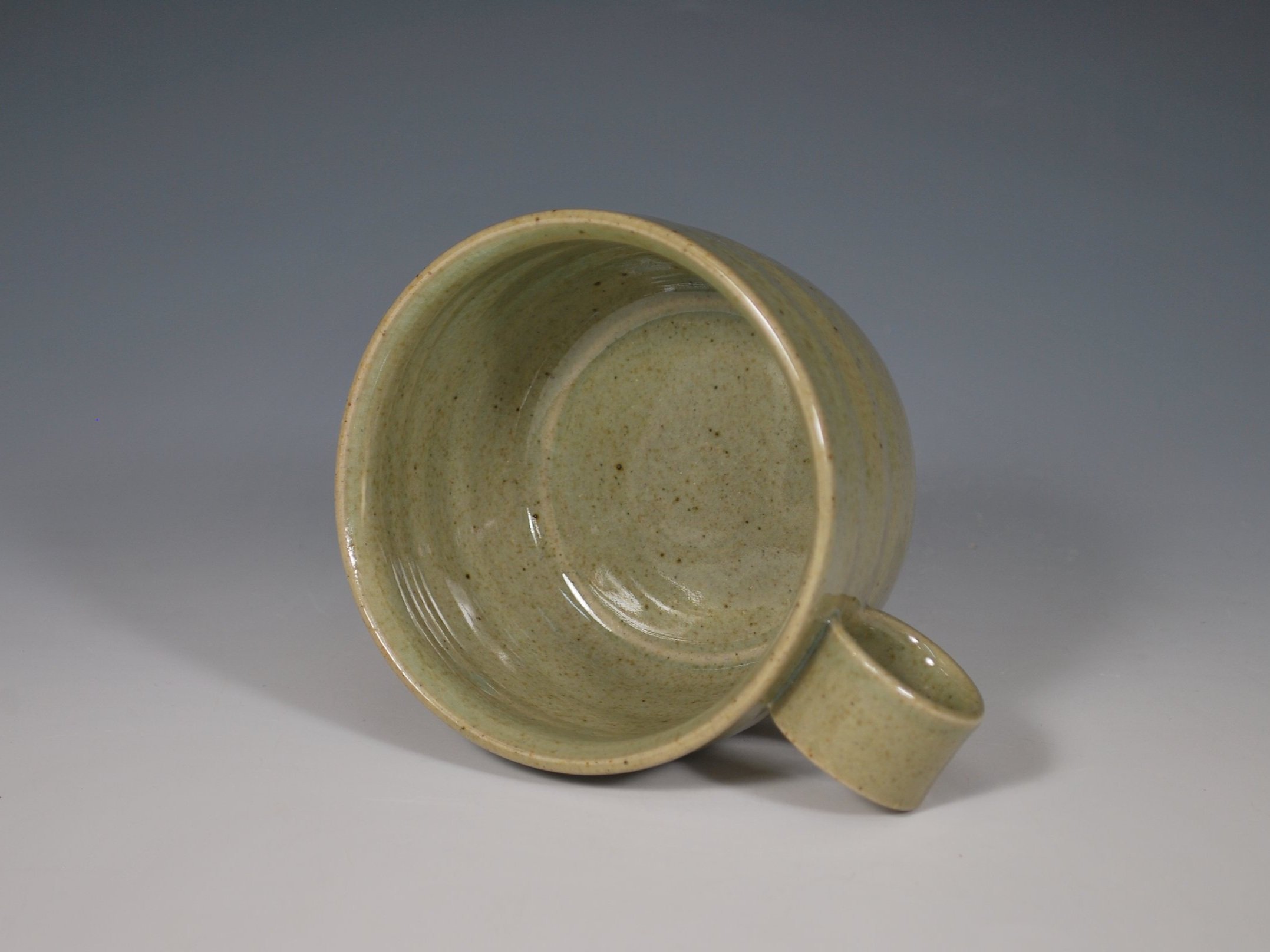 12MUG3_2.jpg