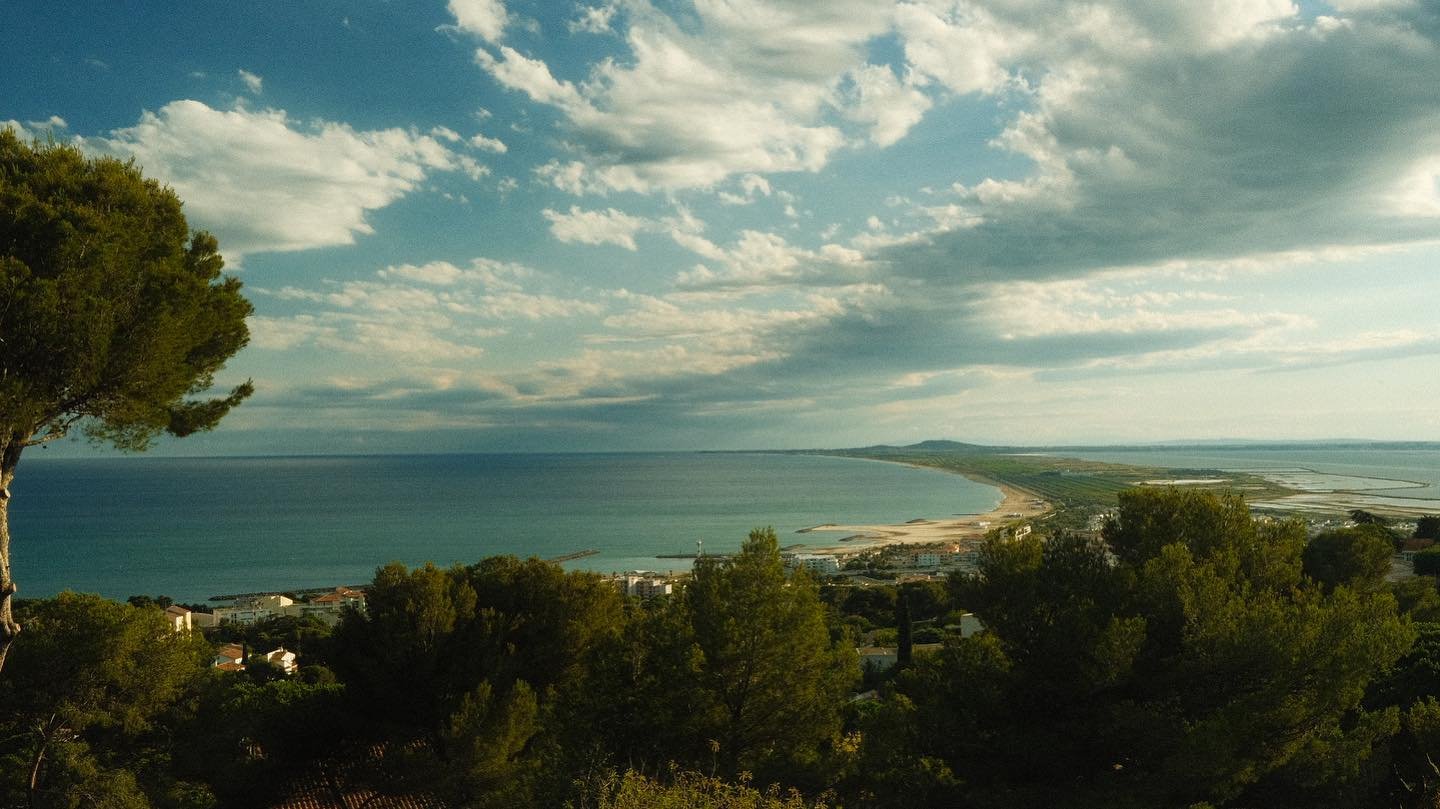Distant Horizons

&mdash;&mdash;&mdash;&mdash;&mdash;&mdash;&mdash;&mdash;-

#reel #friday #weekend #simulation #sete #port #explore #summer #vacation #holiday #reeloftheday #hotreel #city #france #reelvideo #videoedits #resolve #premiere #film #film