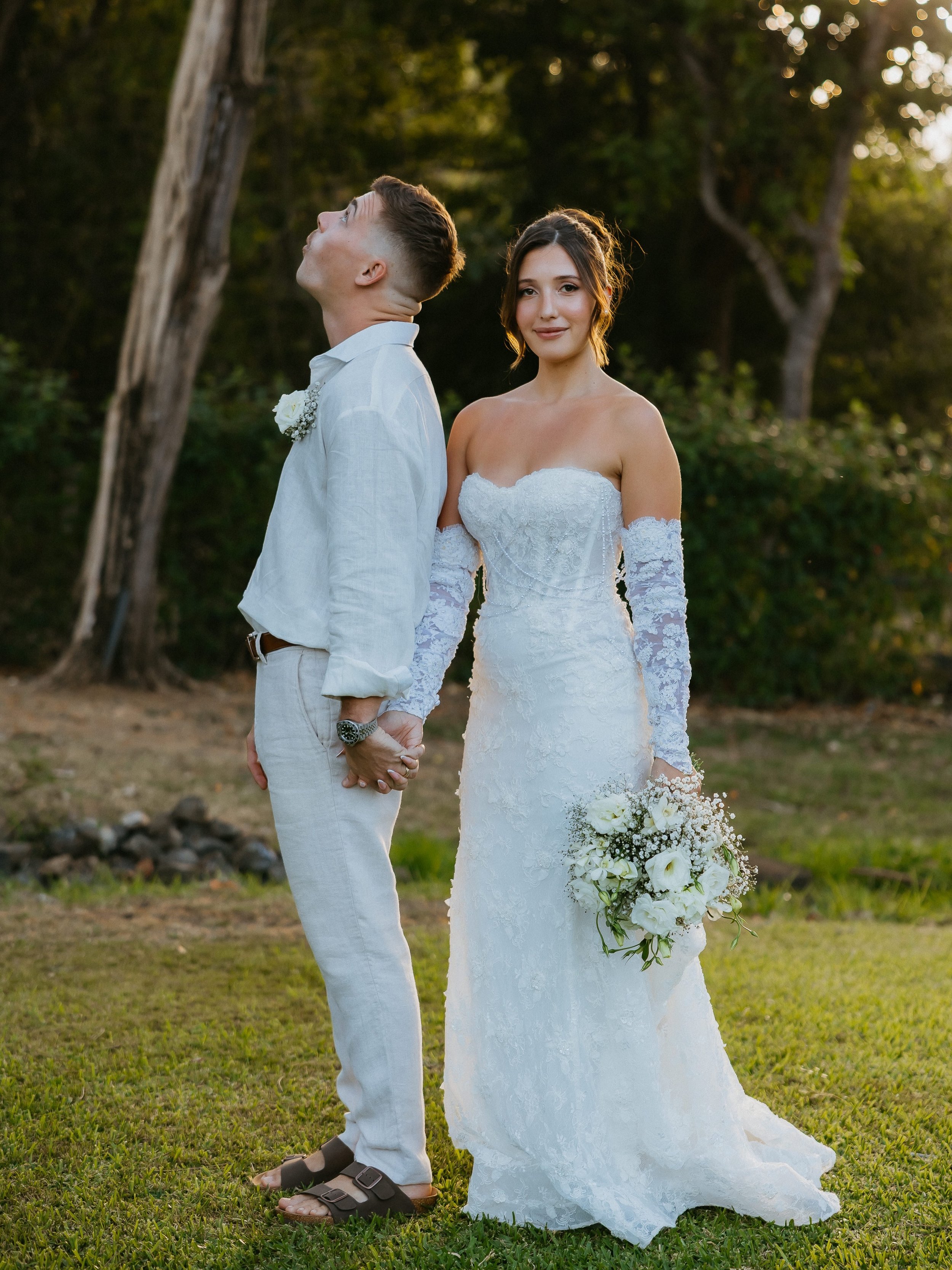 Seems like this wedding was yesterday, but at the begining of the year we had so 4 weddings in a row in a weekend and I still processing those memories haha (yeah, also my sd cards)