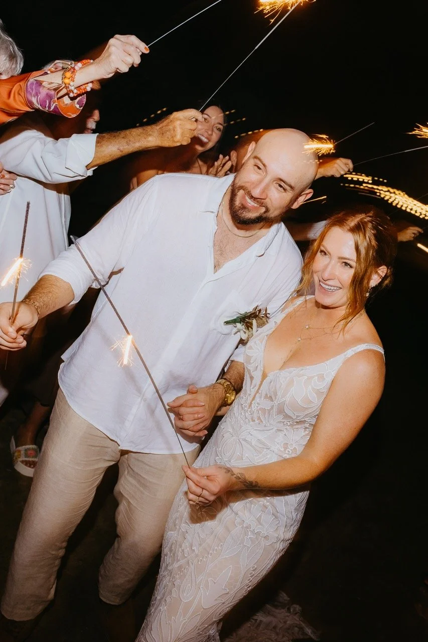 Langosta wedding sparkles with the couple