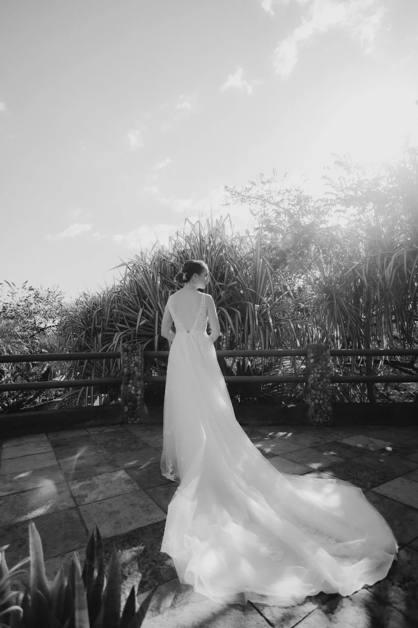 Hacienda Barrigona bride photo session