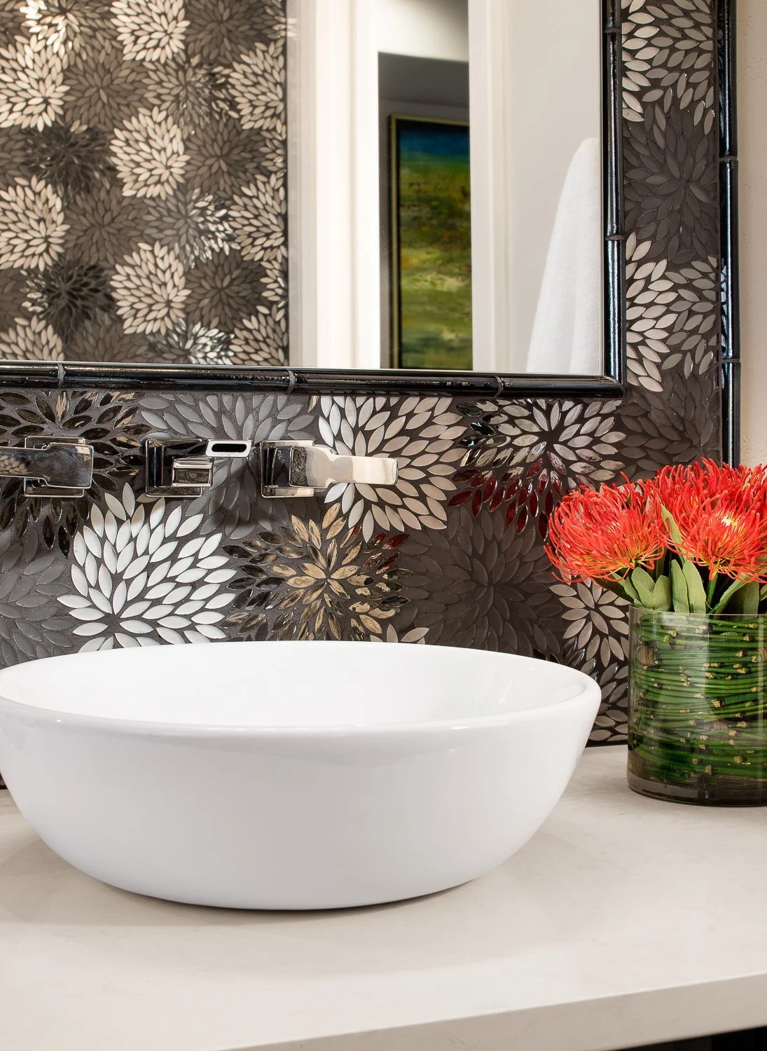 upstairs bath II.jpg