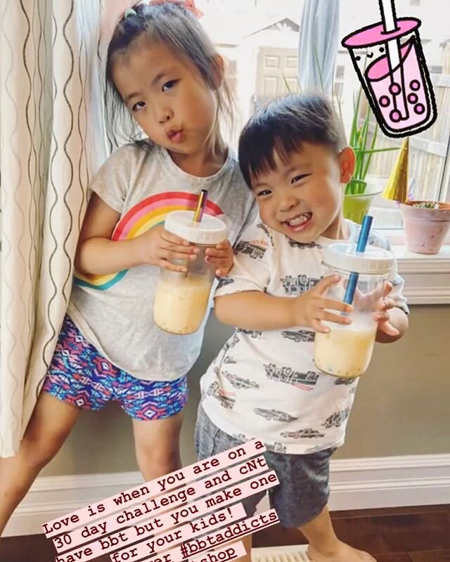Sunday Funday!! A fun activity (and delicious ofc 😋) to do at home is making some BBT with the fam jam! 
Look at these smiles! Too cute!❤️❤️ Order one of our DIY BBT sets for pick up any day of the week  or for delivery on our scheduled dates! 
Chec