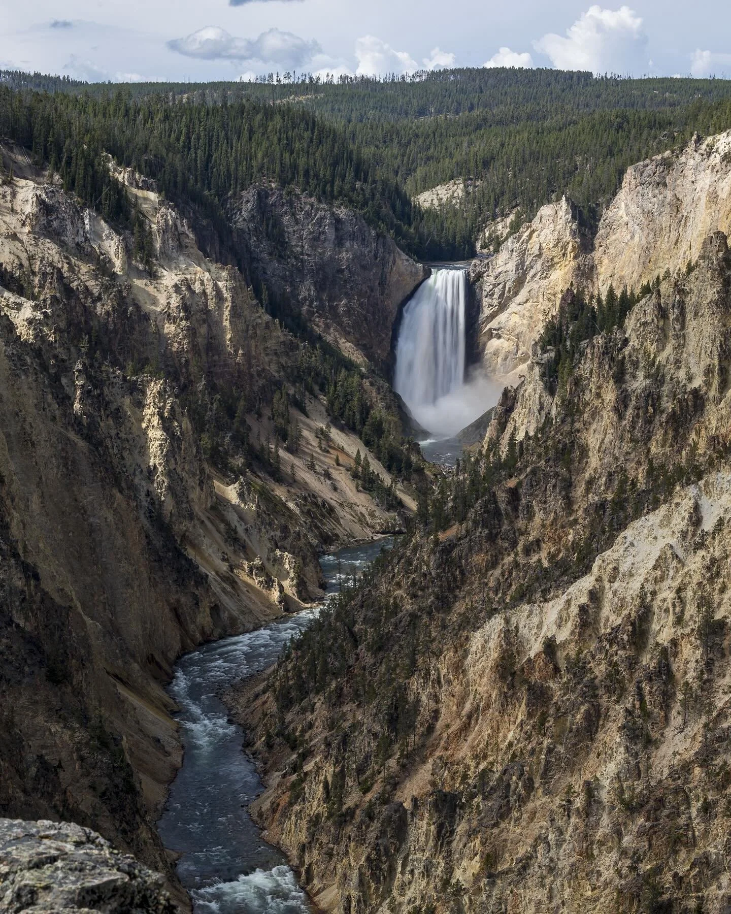 Definitely shot one of my best on this trip to #Yellowstone this is definitely going to be printed for the house.

Plan your next adventure creative people!