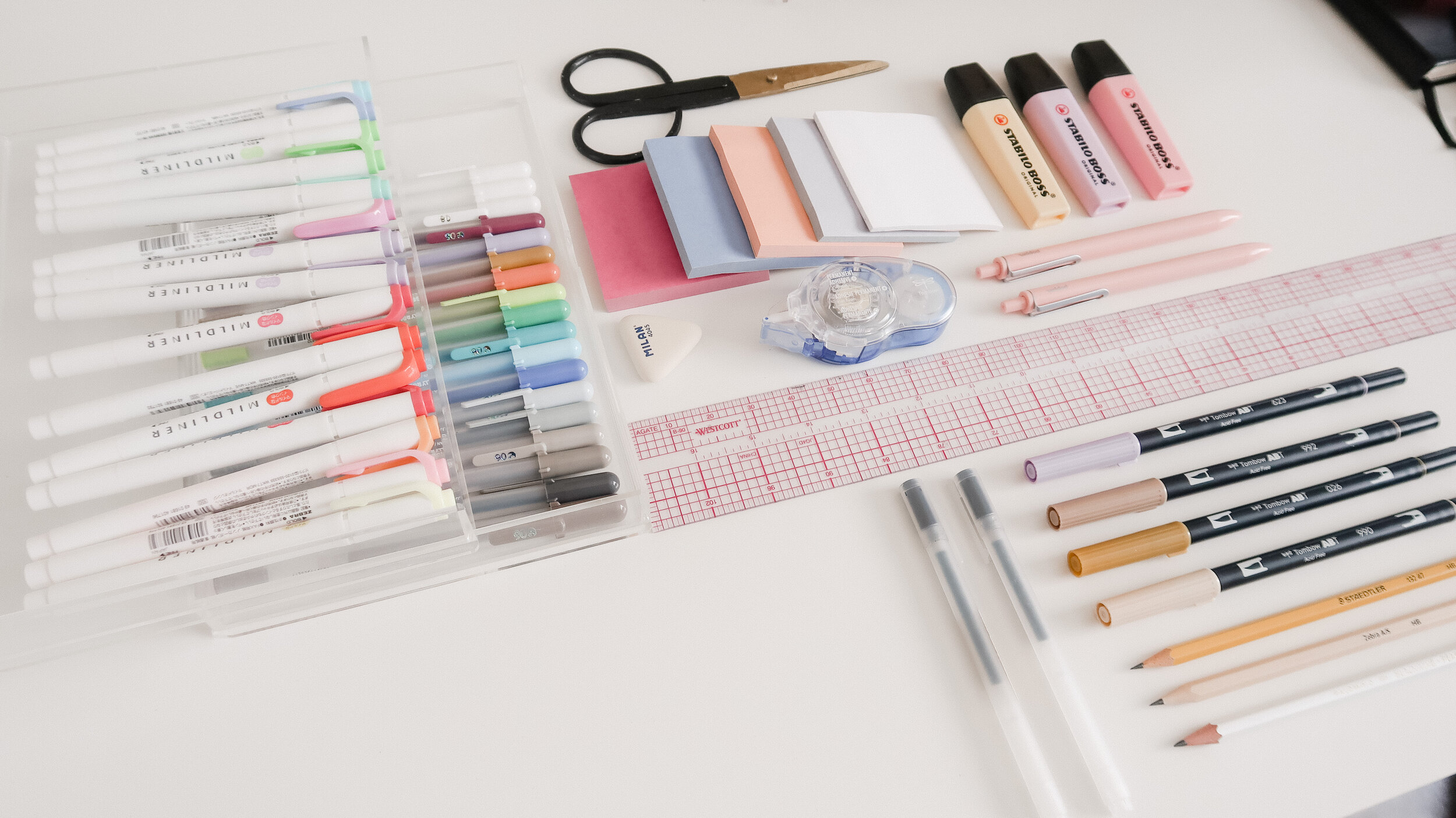 17 perfect Christmas gift ideas for stationery lovers