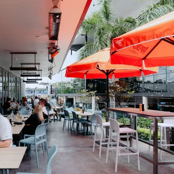 Dining — Newmarket Hotel, Newmarket, QLD