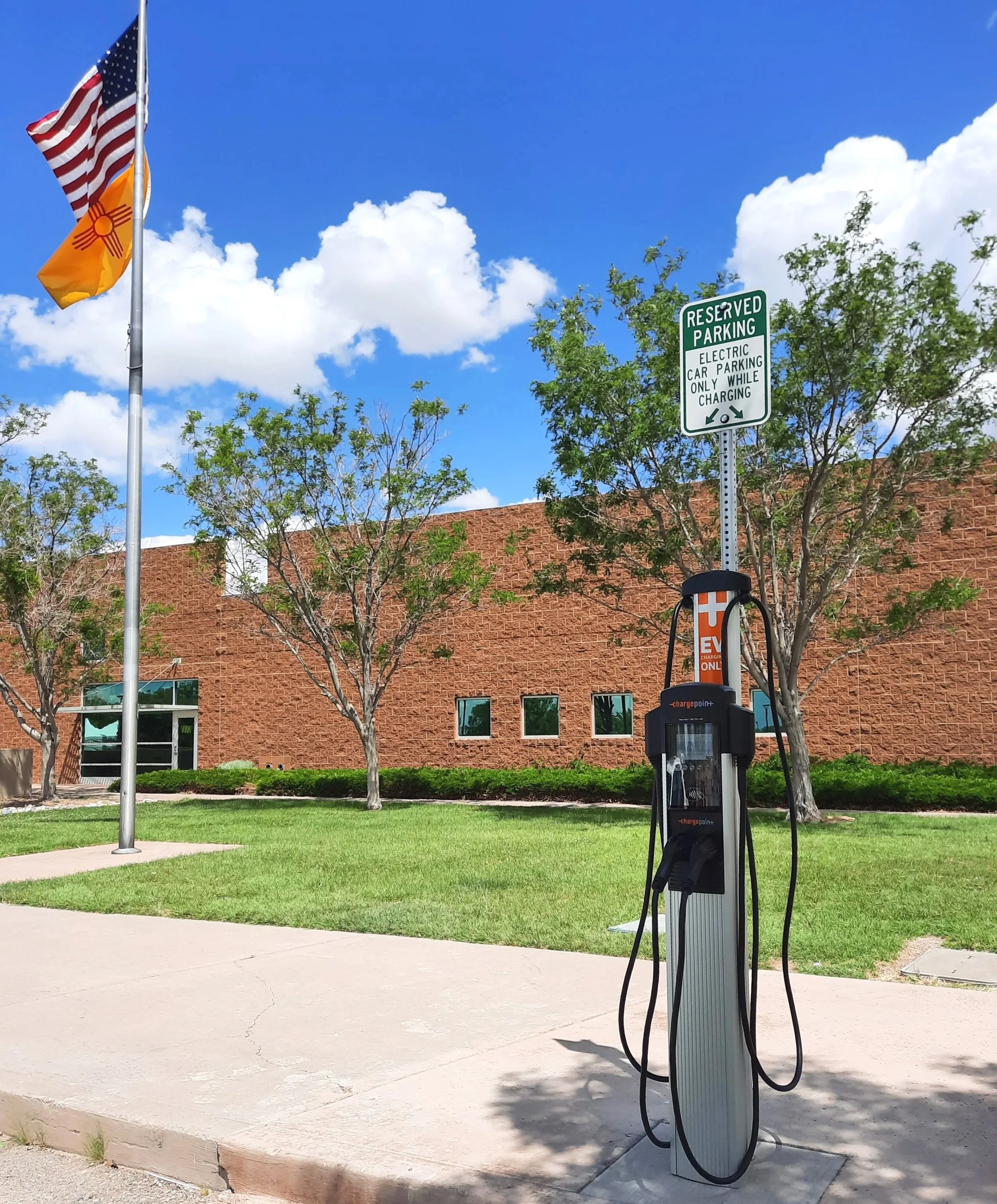 CT4000 EV charging station at the Manzano Mesa Multigenerational Center, Albuquerque