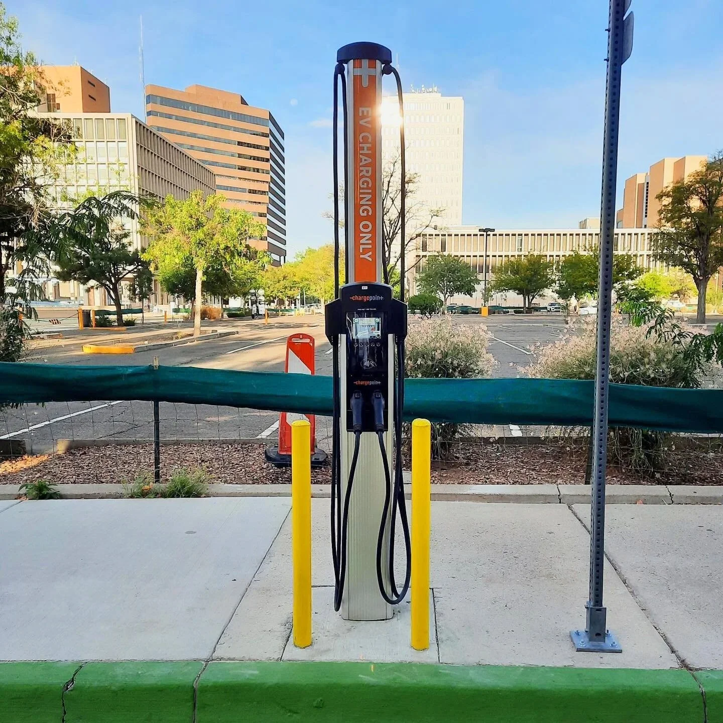 CT4000 ChargePoint EV charging station at 3rd & Marquette Ave in Albuquerque