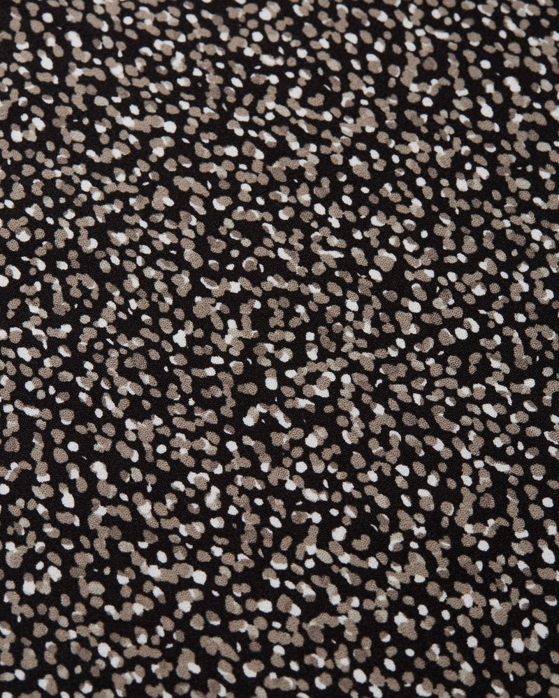 TCW6194-6186_TCW5704-6186_TCW5674-6186_MeteoriteBlack_ScatteredDot_0310_8b80896a-80ed-40b1-a5f3-bc53e3170f04.jpg