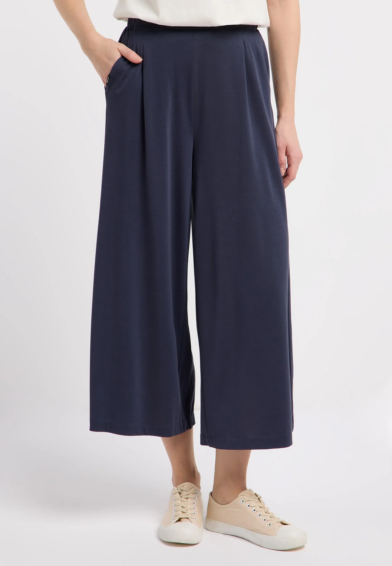 loganysragwear-2611-55007-2028_b_68e4475988ca168cef1aa01ab94fa389.jpg