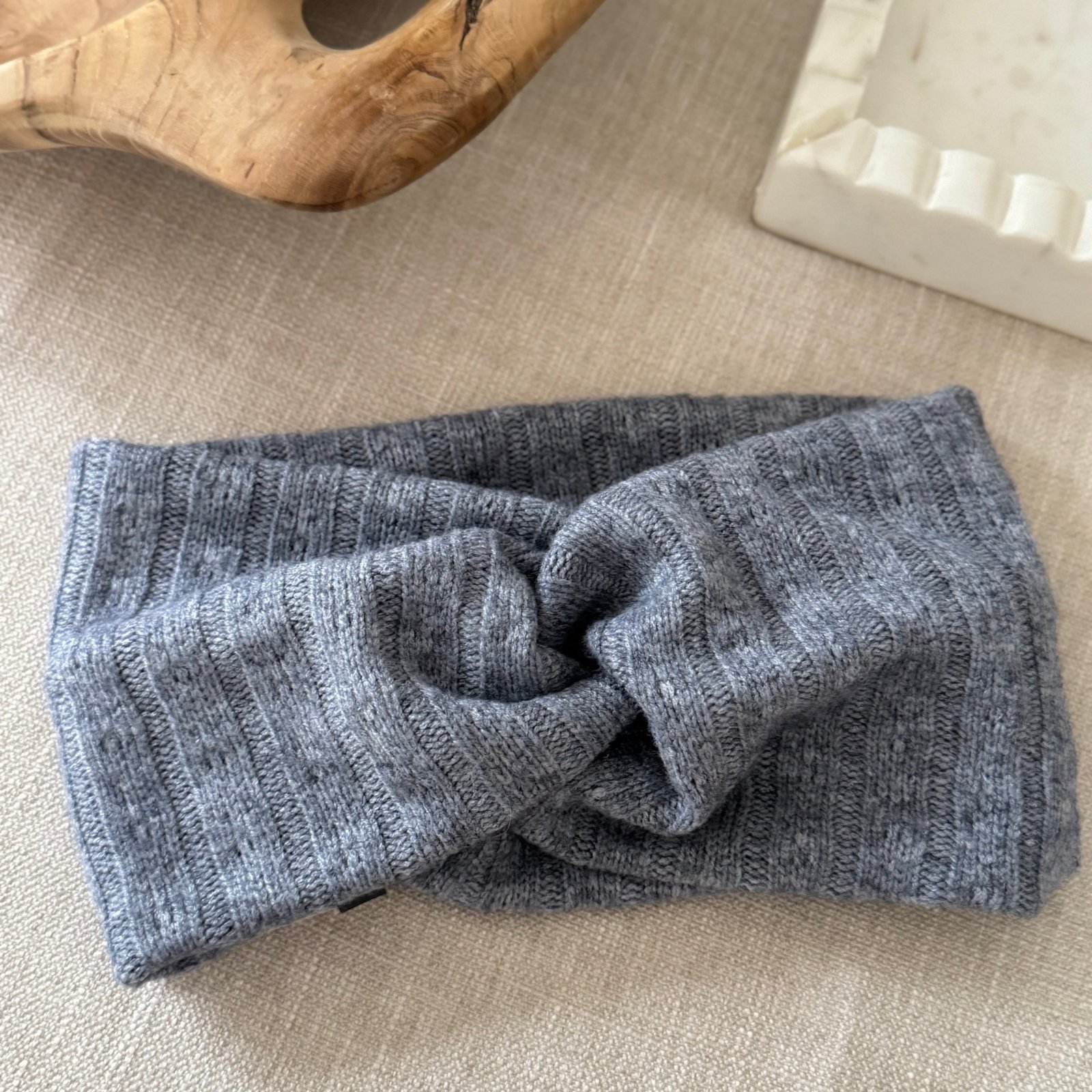 3030-t-2019-bandeau-a-cheveux-en-tricot-croise-wwwbaluchonaccessoireca5.jpg