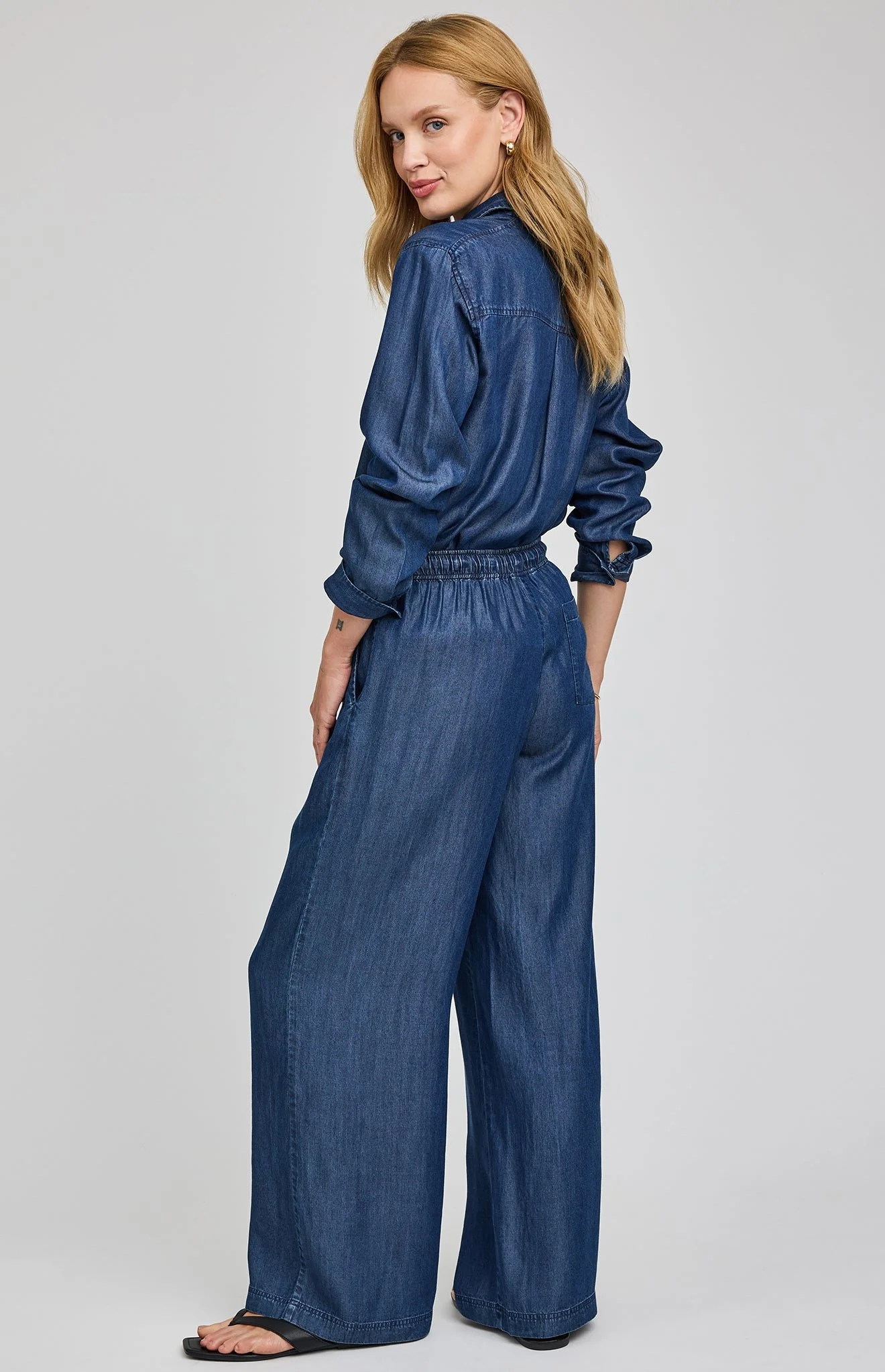 camilleGF2604-7386_DARK-BLUE_4.jpg