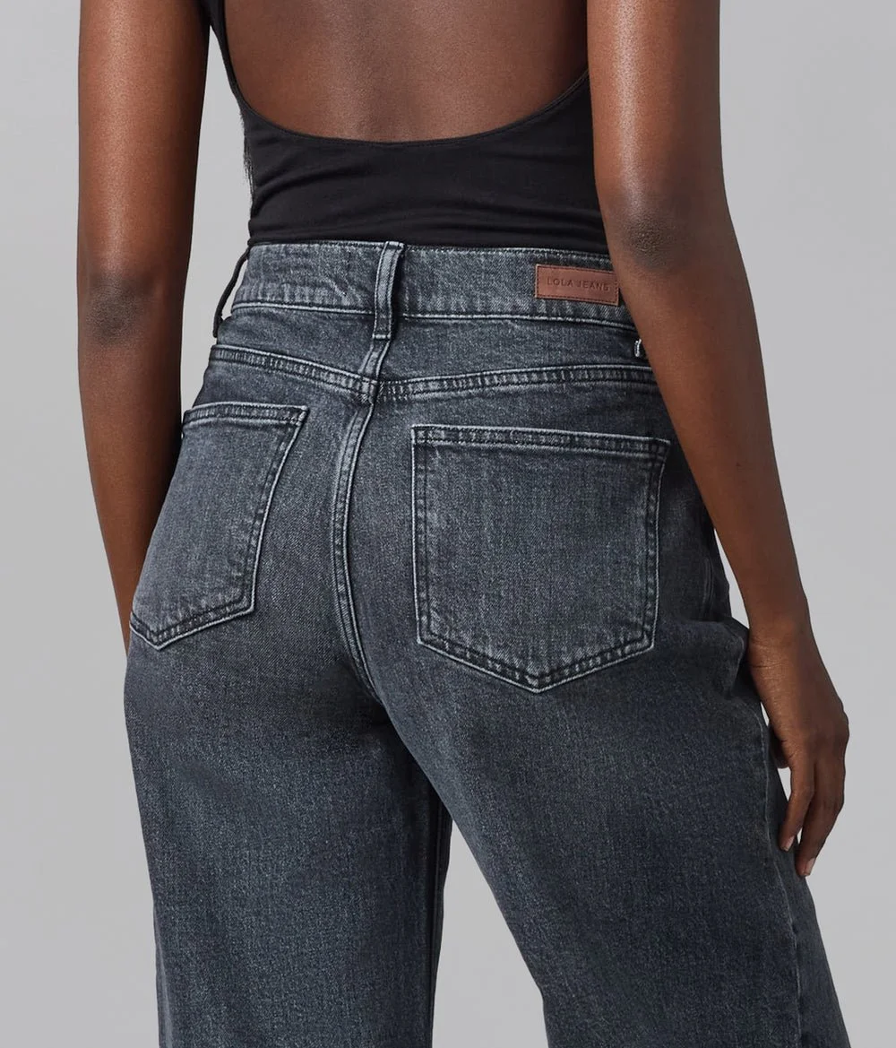 Lolajeans679d36a46ac649679d36a46afa0.57658176679d36a46afa0.jpg