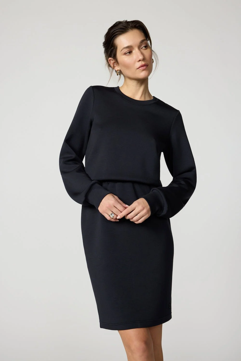 robe11E0205-1401-1.jpg