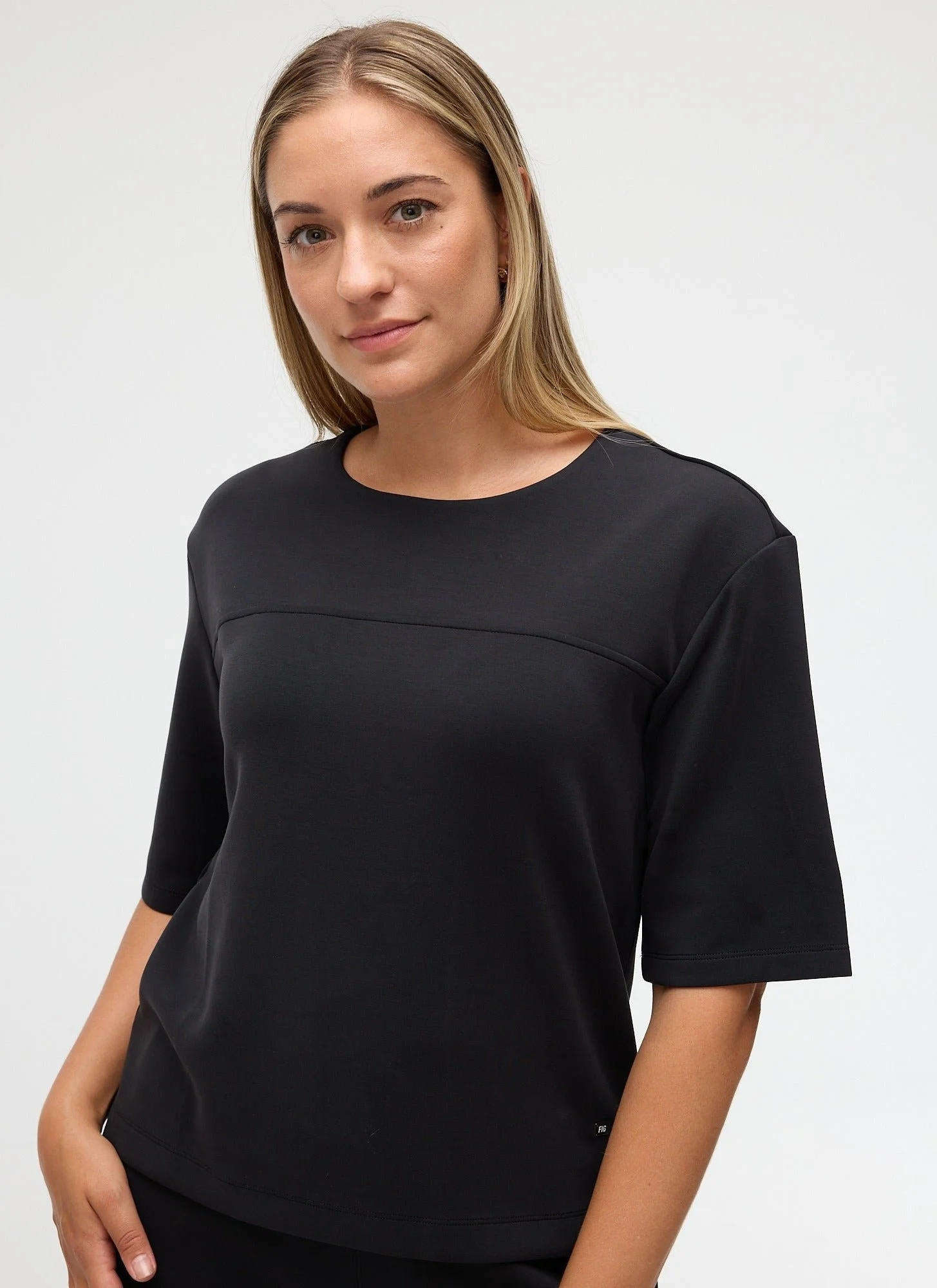 NERIDAFigclothing68dbfa2479499368dbfa24796b2.0488663768dbfa24796b2.jpg