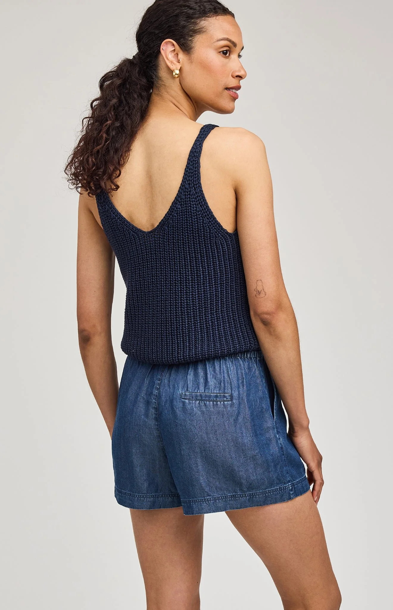 tessaGF2604-7385_DARK-BLUE_4.jpg