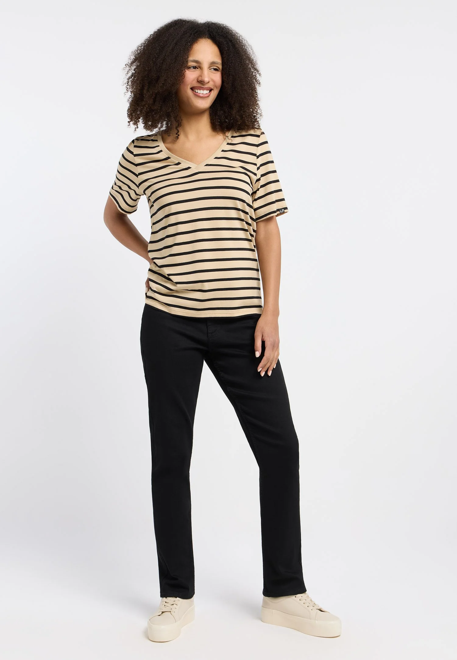 rozaliaragwear-2611-10029-6018_a_c3cc941e316aa83e4d6b67f07ca7d5d9.jpg