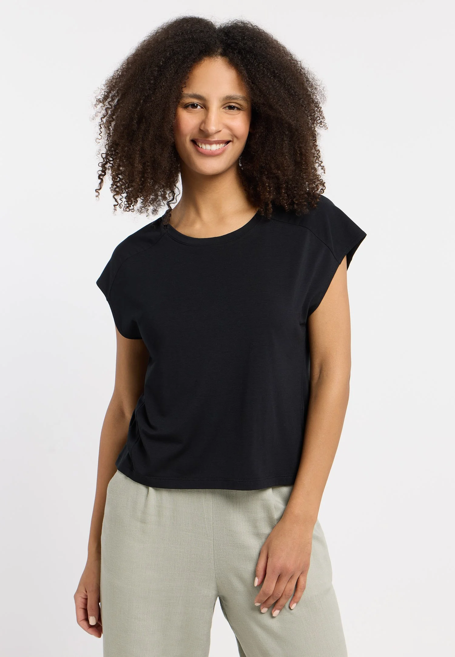 grattenragwear-2611-10018-1010_b_0ca6523ed3315427b2eceb30d76c46e4.jpg