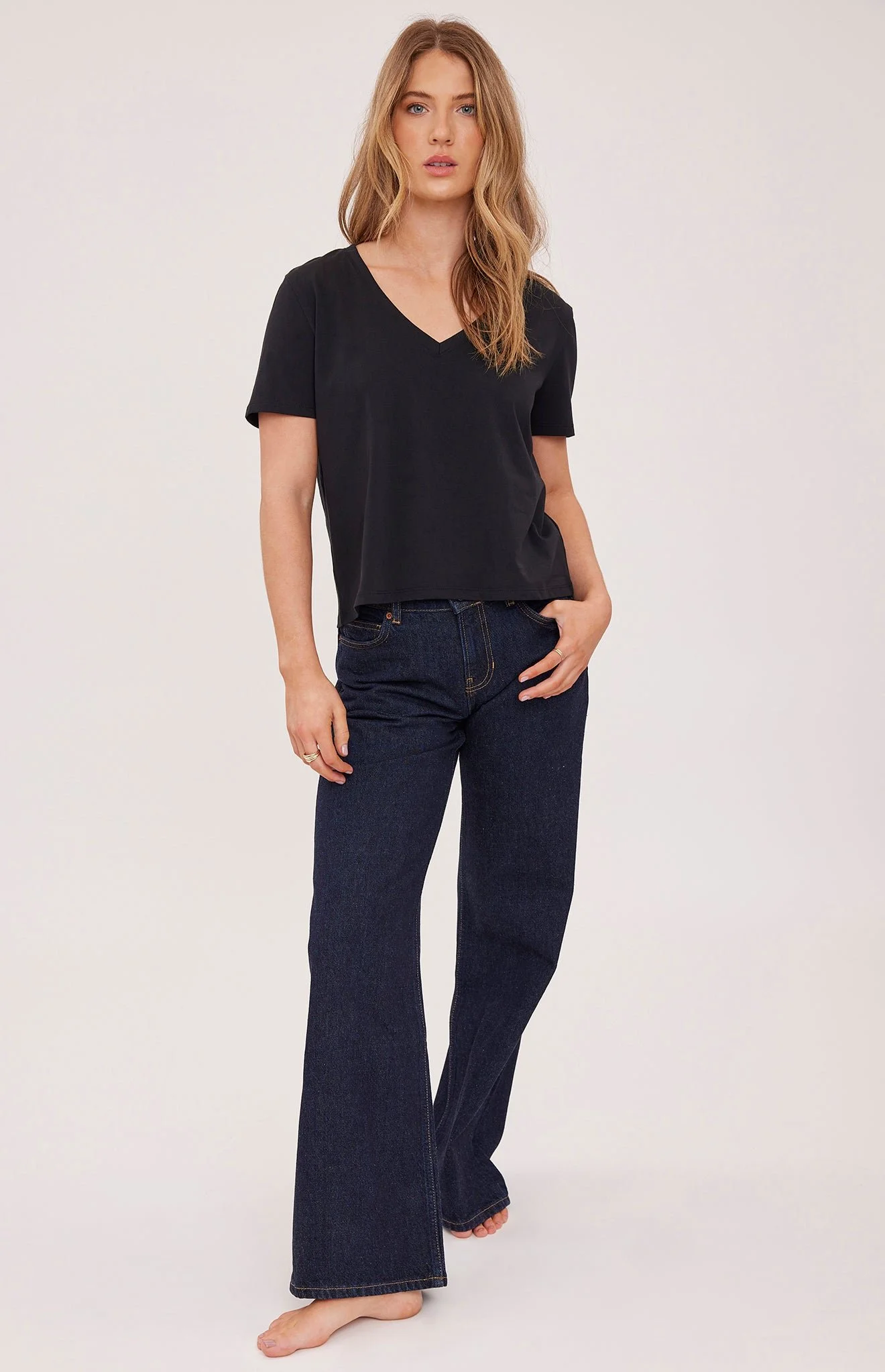 lucyGF2608-1191_BLACK_2.jpg