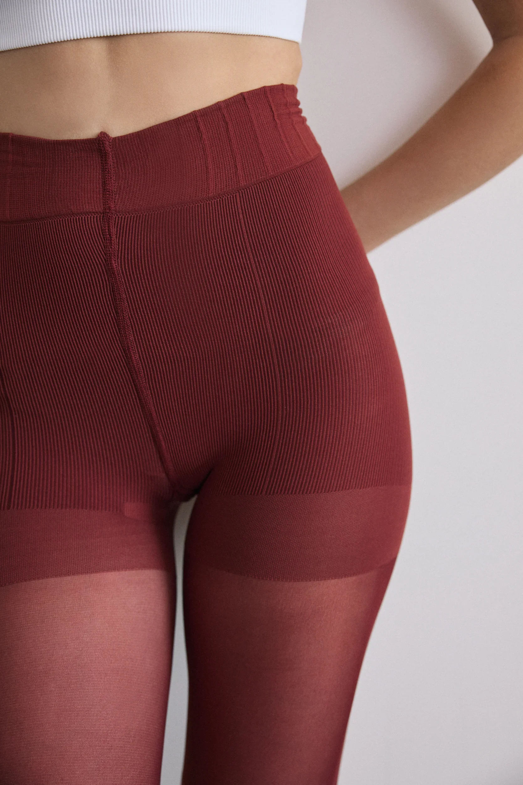 RA3041Classicoverthekneecontourshapingfrontpantyzinfandel.jpg.webp