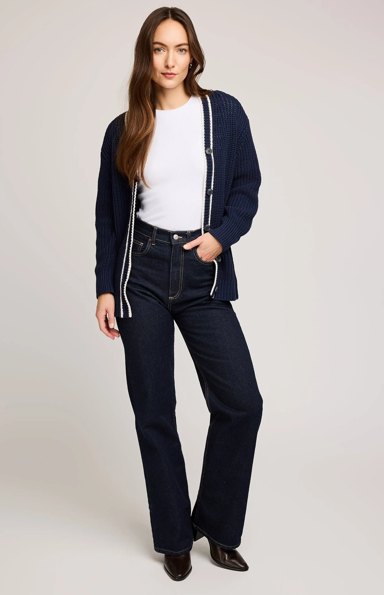 GF2508-3127_NAVY_1_45388497-50c8-4a71-be1c-aa4693d9f044.jpg