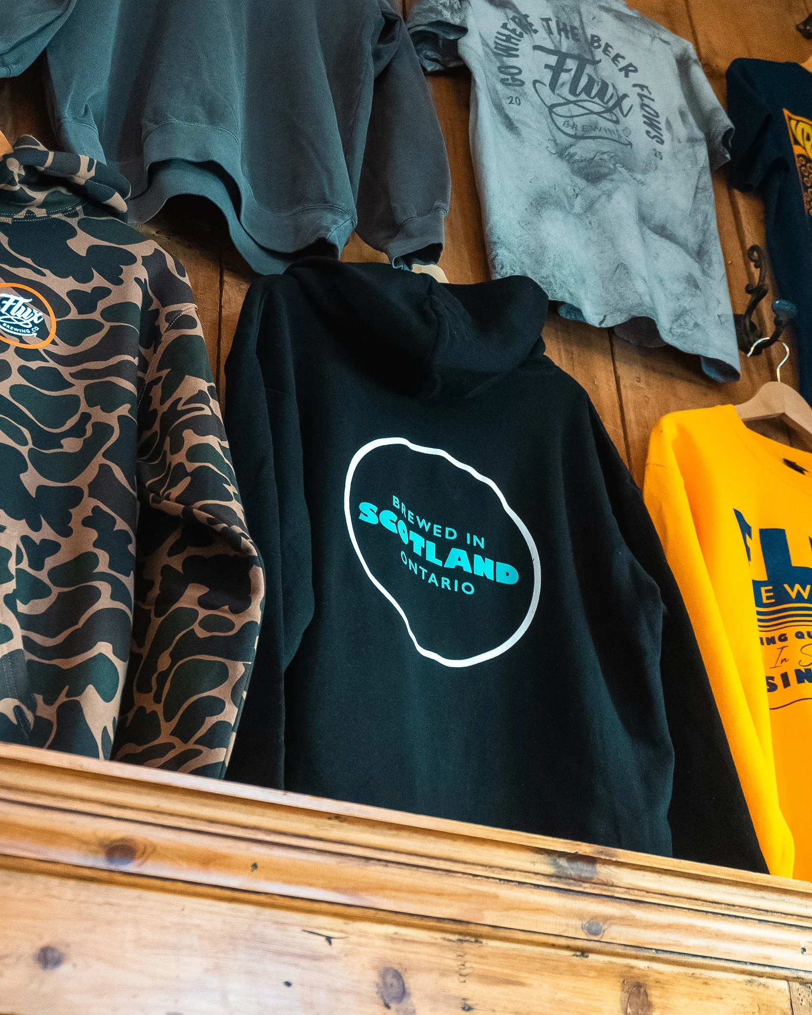FLUX-MERCH-fall202-09 copy.jpg