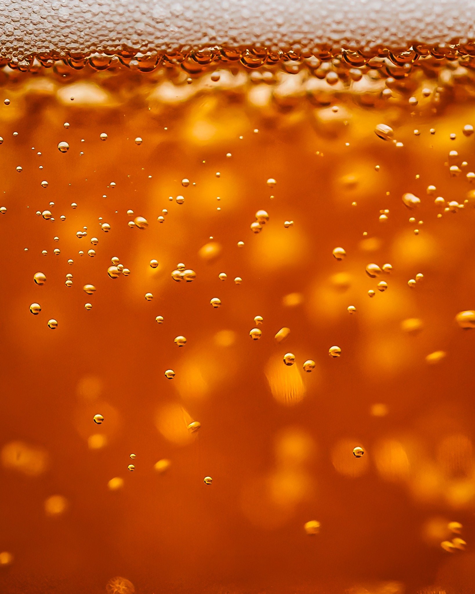 Beer pouring, bubbles rising 🍻
 
 
 
 
 
 
Art direction, styling, retouching, photography: @charnebaird 

 
 
 
 
 
 
#beerphotography #macrophotography #commercialphotographer #beveragebrand #studiophotography #beveragephotography #drinkphotograph