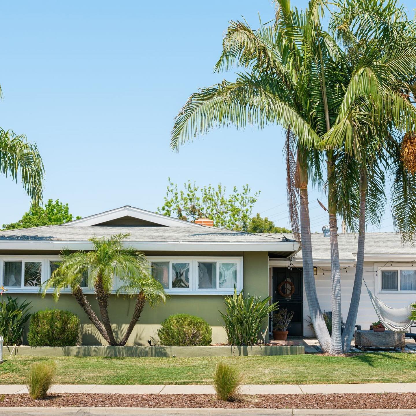 JUST SOLD📍Clairemont

This one didn&rsquo;t last long! With 100 people in + out of the open houses - followed by multiple offers - we are now closed. I sold this home to my clients in 2019 and happy to work alongside them again in the sale. 

5488 V