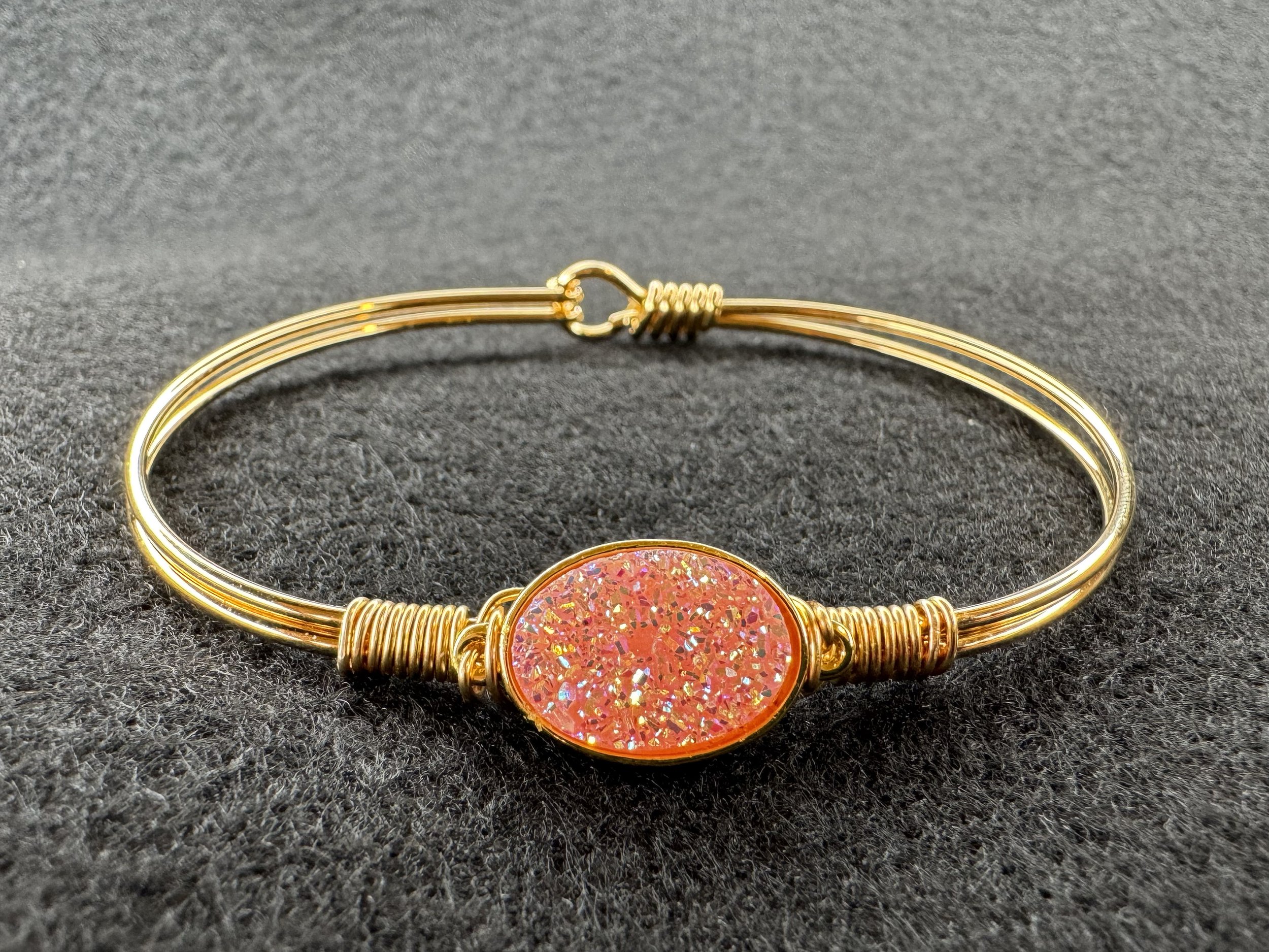 MP-bracelets-delight2-goldoval1.jpg