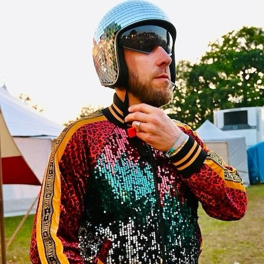 Still catching my breath from @wildernesshq last weekend, which was incredible. Had such a great time hanging out with loads of my best mates, and The Club House was poppin off from 5pm Thursday right through to Sunday evening. My cup overfloweth!
Be