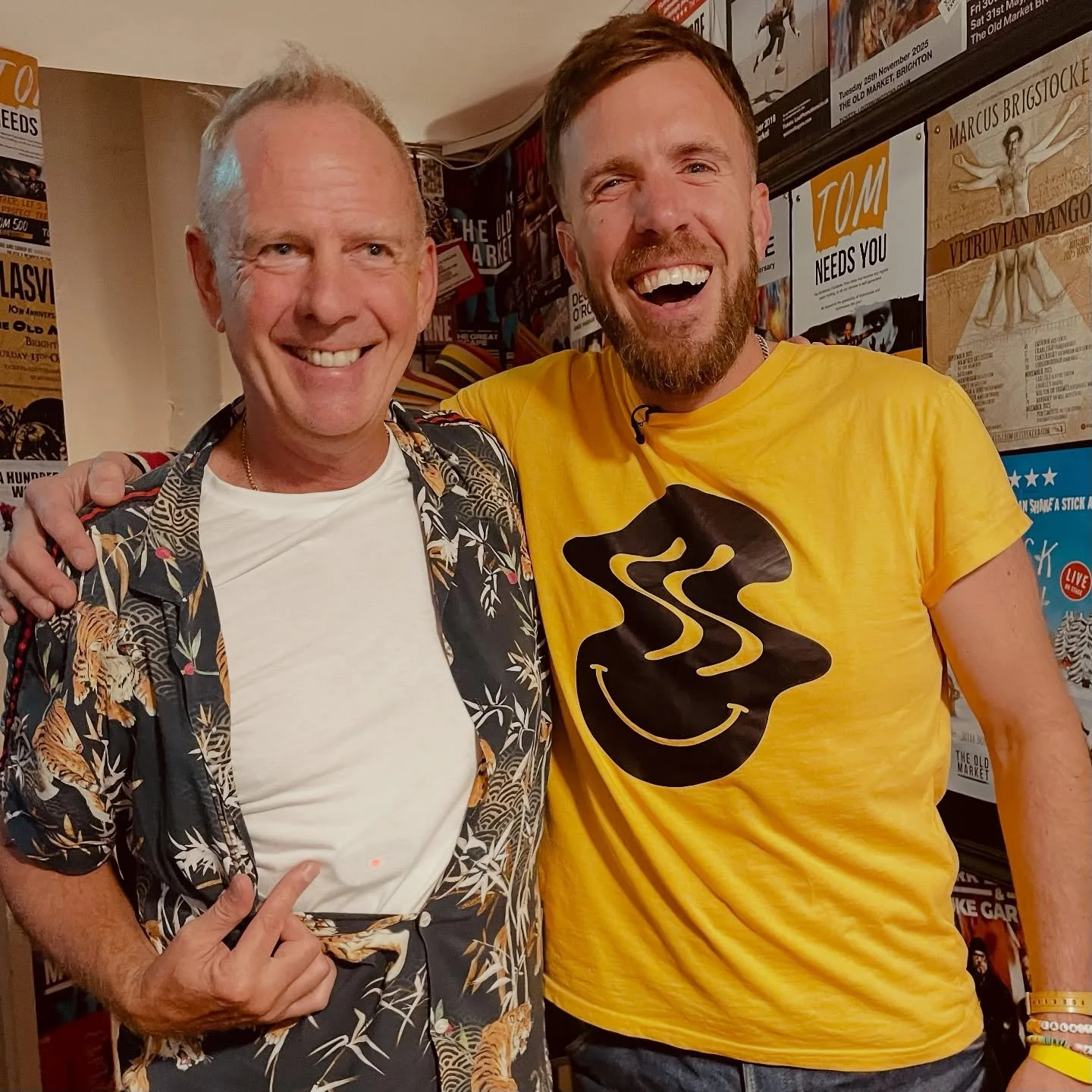 Last week was incredible! Six gigs in eight days, including warming up for @jowhiley on her @90santhems tour which I absolutely love doing! I also got to spend a couple of days down in Brighton filming a documentary on Happiness, alongside @officialf