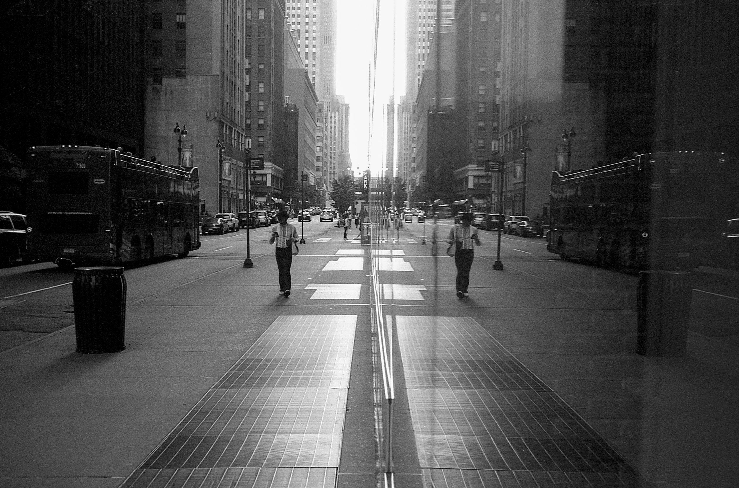 newyork_filmphotography_ferparra_leicam6_blackandwhite_ilfordfilm_streetphotography_02.jpg