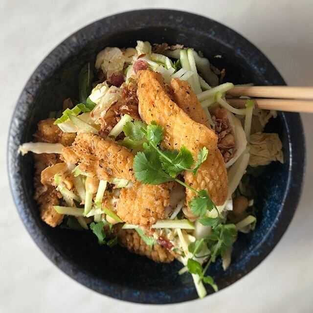 Our Fried Calamari and Vietnamese Salad really is a match made in heaven 🙏