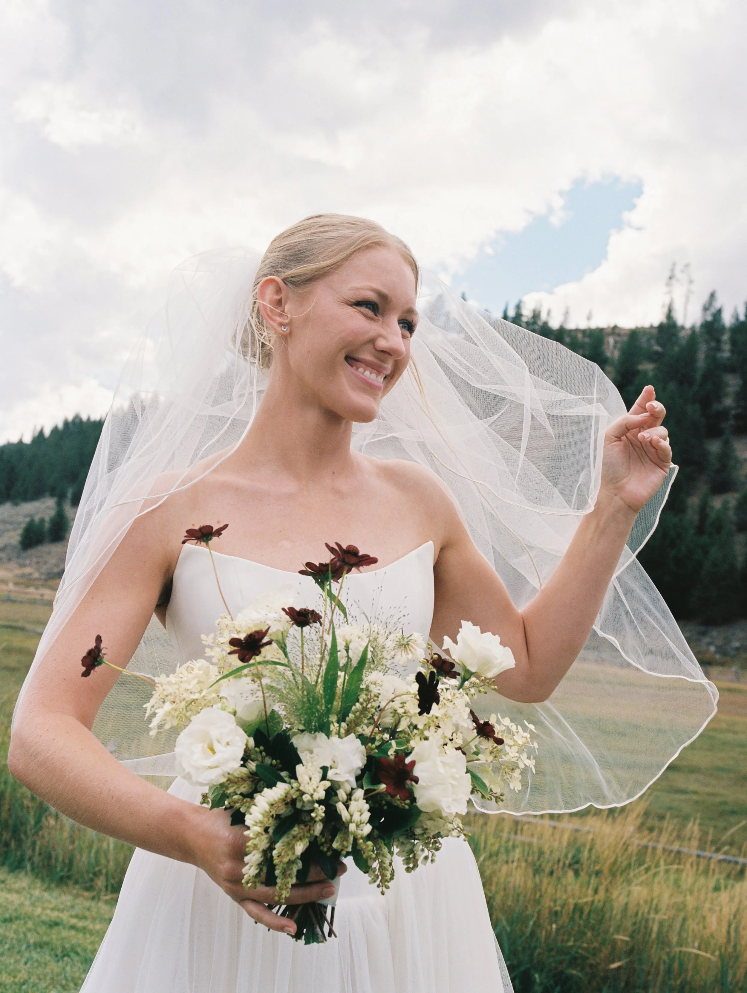 PaulineChatelan-Haley&Zach-September2026-wedding-film-299.jpg