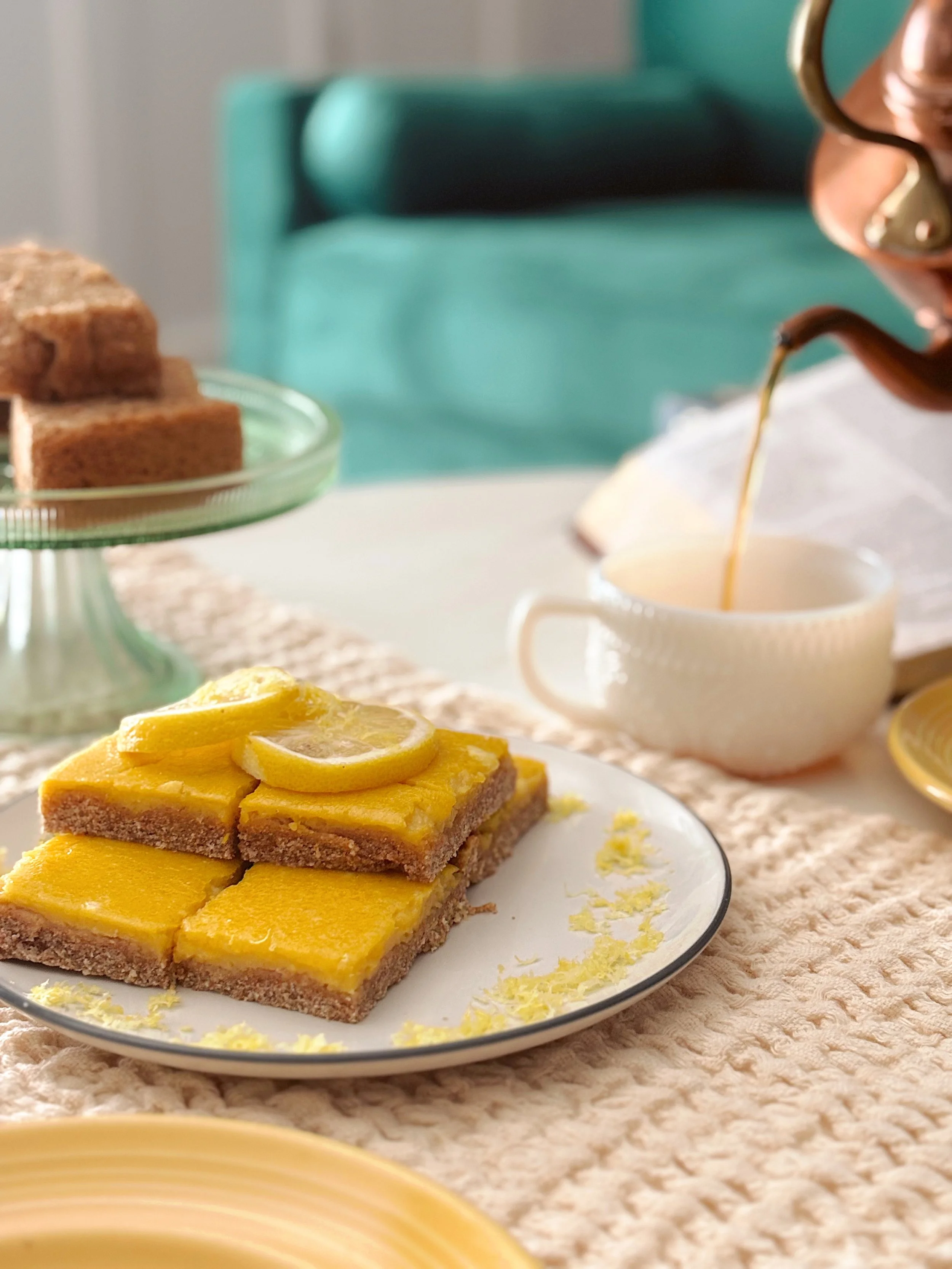 Lemon Squares 🍋 A Fresh, Homemade Classic with a Vintage Twist