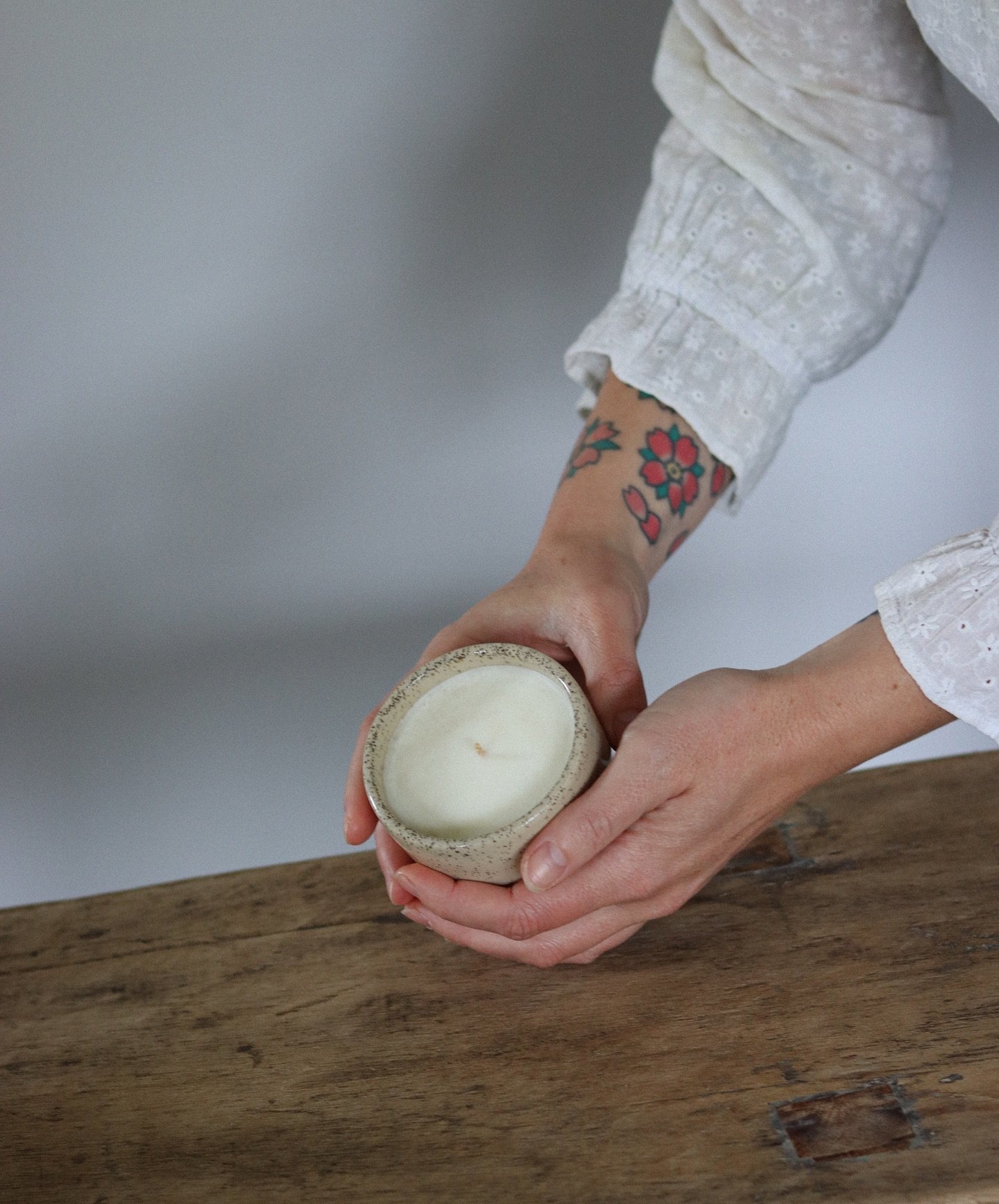 Had such fun being guided through the making of a pot with @hilaryrosesmith_ceramics on a snowy Sunday ceramics workshop over the weekend - it&rsquo;s safe to say, she is an absolute master! We would highly recommend a one of Hilary&rsquo;s workshops