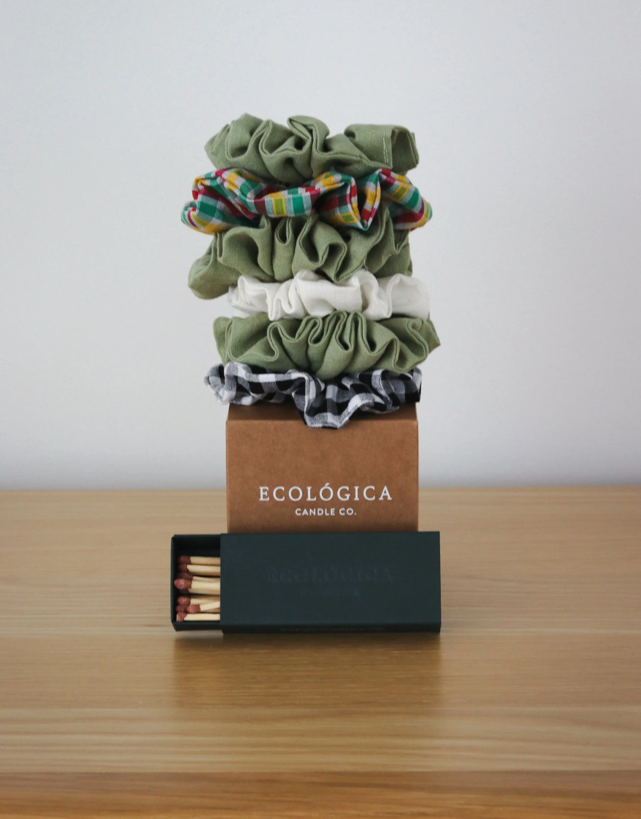 Ecologica_Bundle_Scrunchie_1.jpg