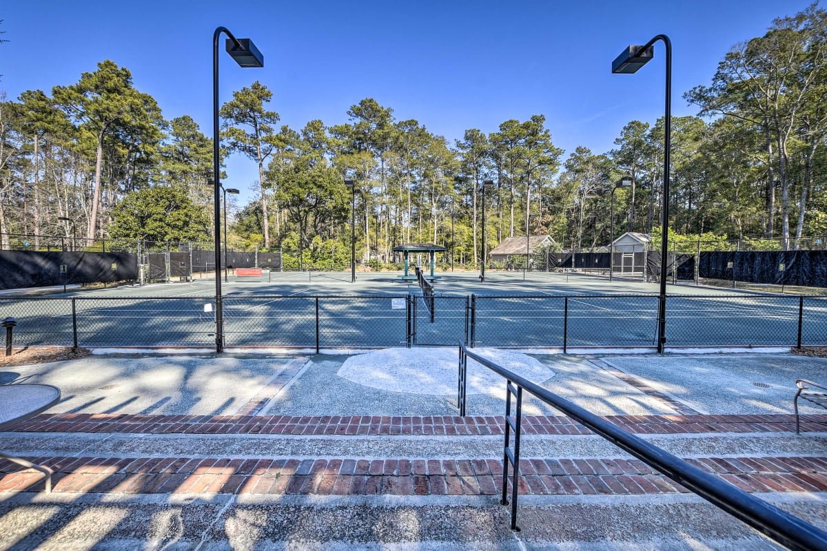 35_Community Tennis Courts.jpg
