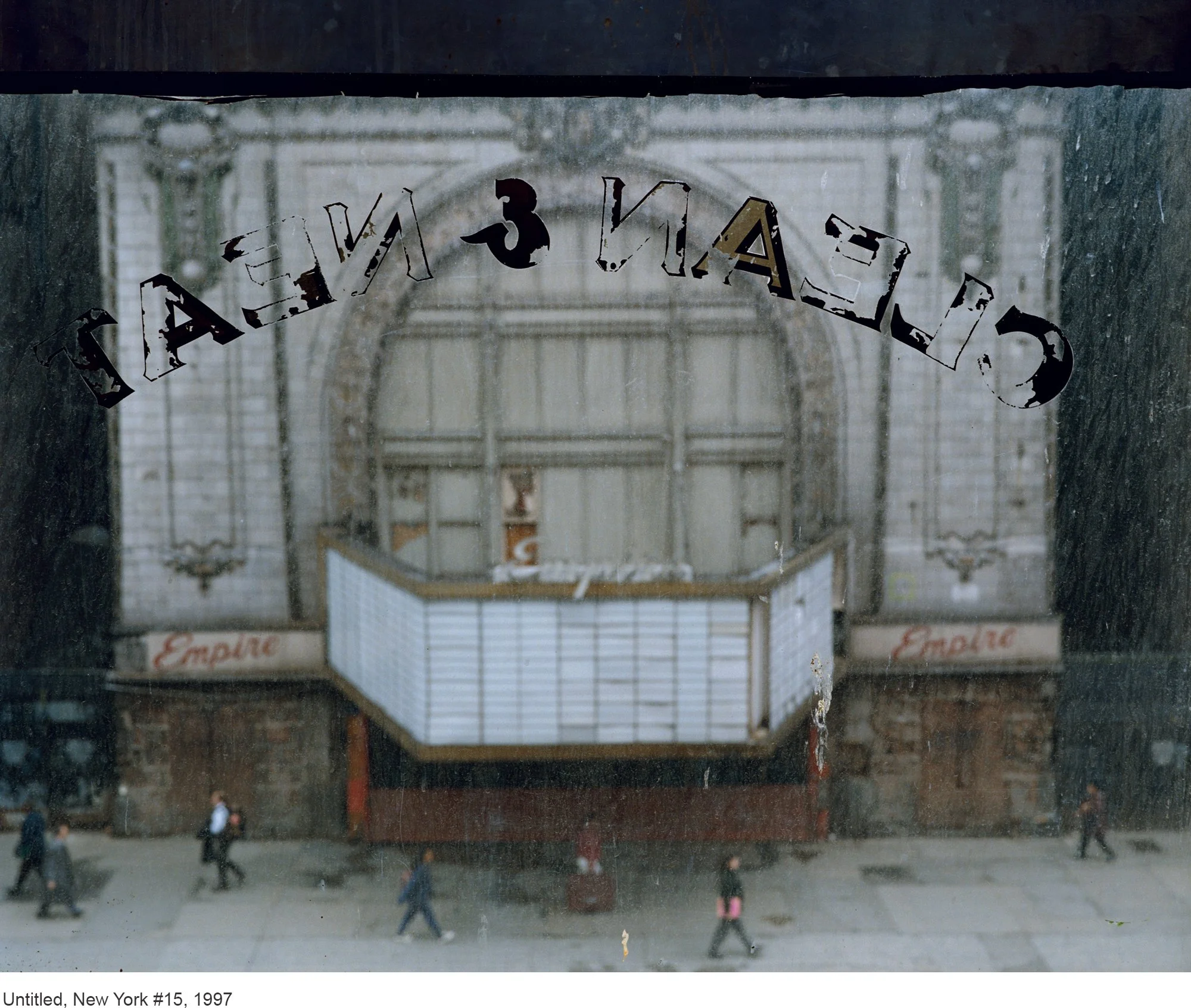 8-Mitch Epstein-Untitled, New York #15, 1997.jpg