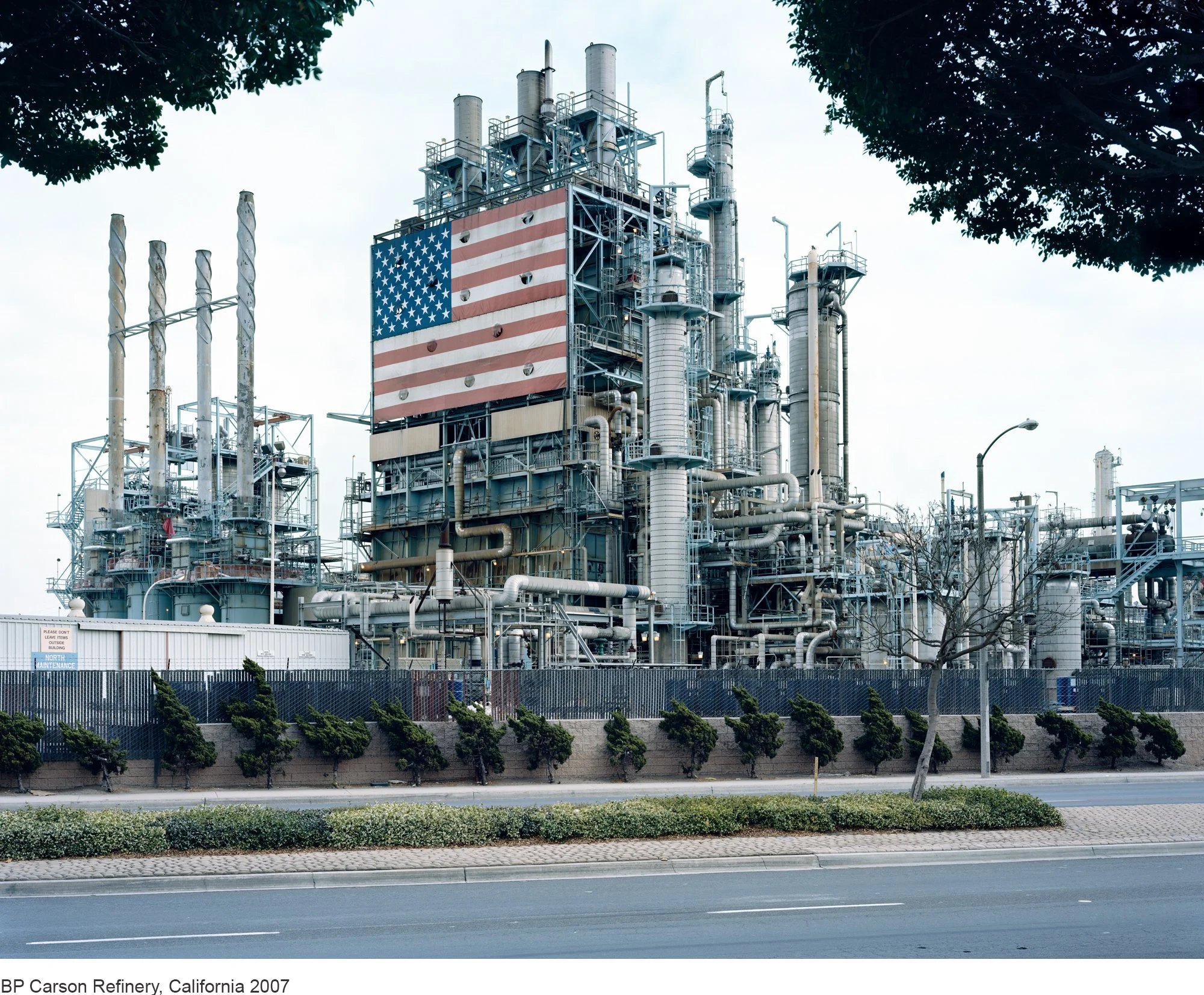 3-Mitch Epstein-BP Carson Refinery, California 2007.jpg