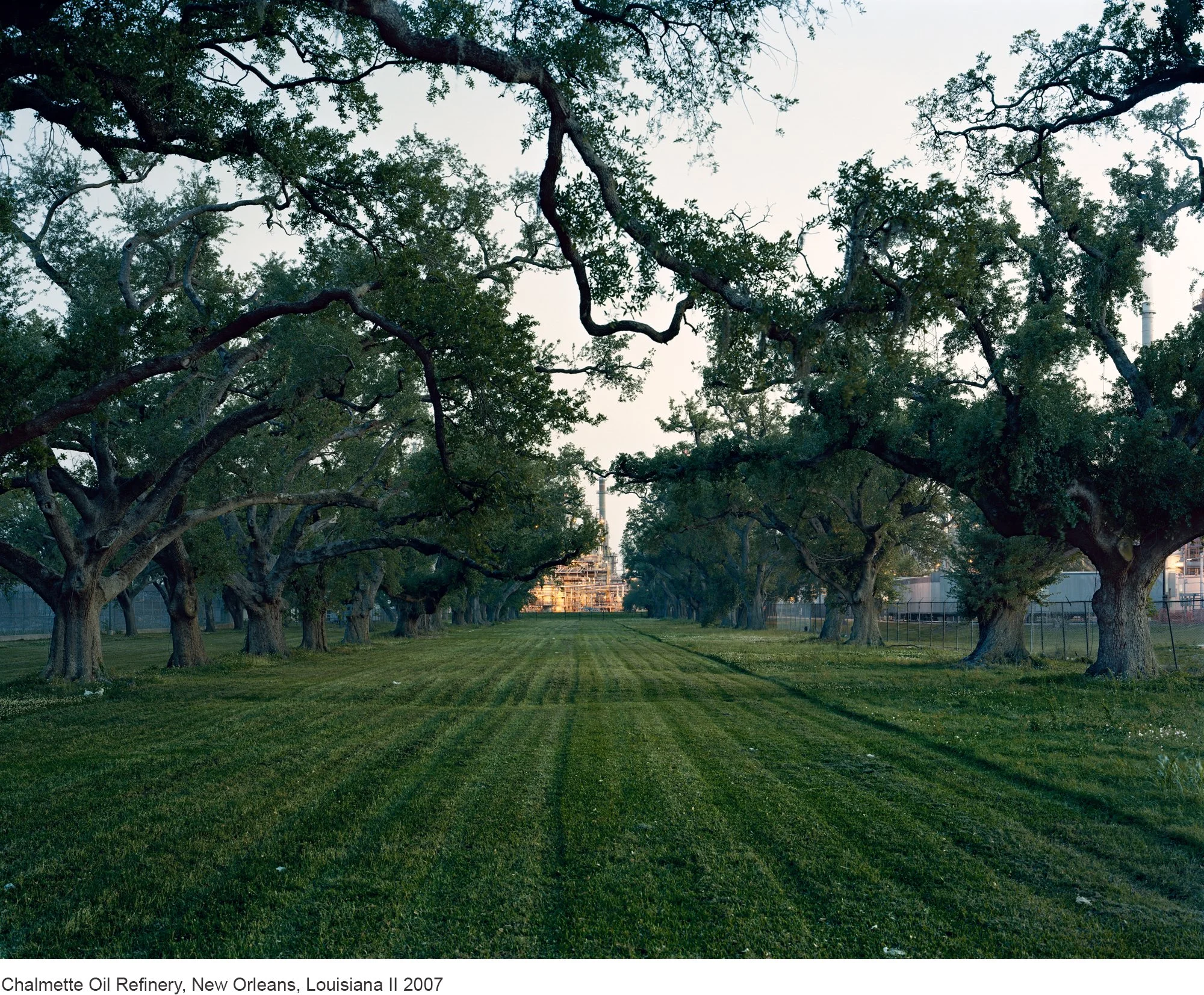 5-Mitch Epstein-Chalmette Oil Refinery, New Orleans, Louisiana II 2007.jpg