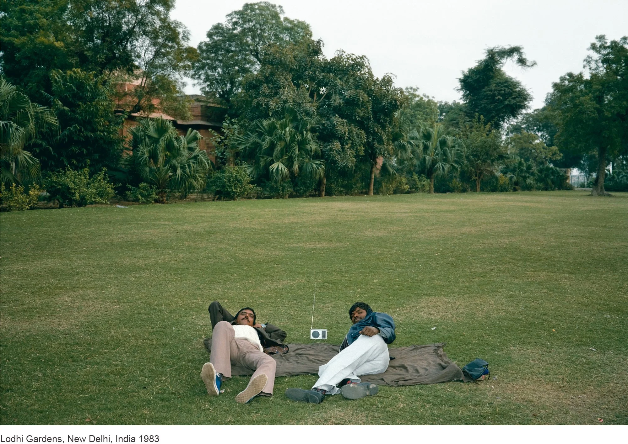 13-Mitch Epstein-52_w.8.83-11 Lodhi Gardens, New Delhi, India 1983.jpg