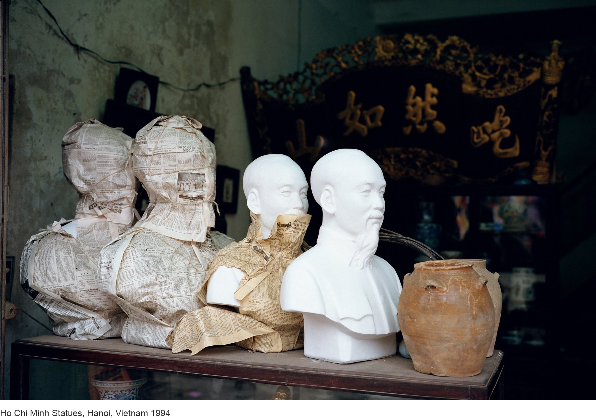 1-Mitch Epstein-Ho Chi Minh Statues, Hanoi, Vietnam 1994.jpg