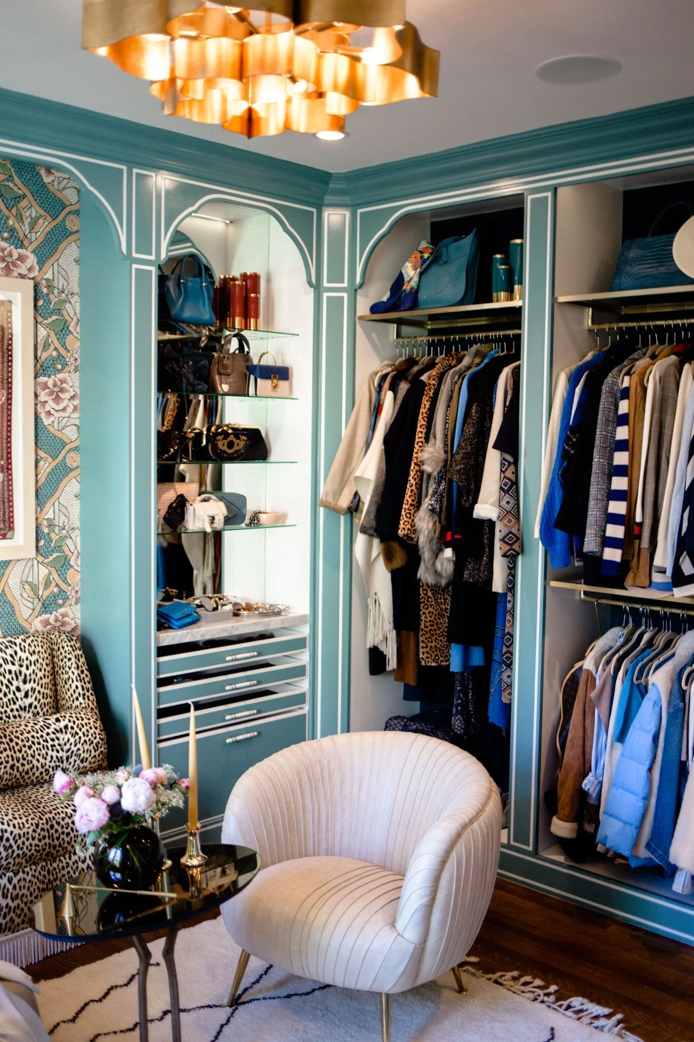 Dream wardrobe in a small space