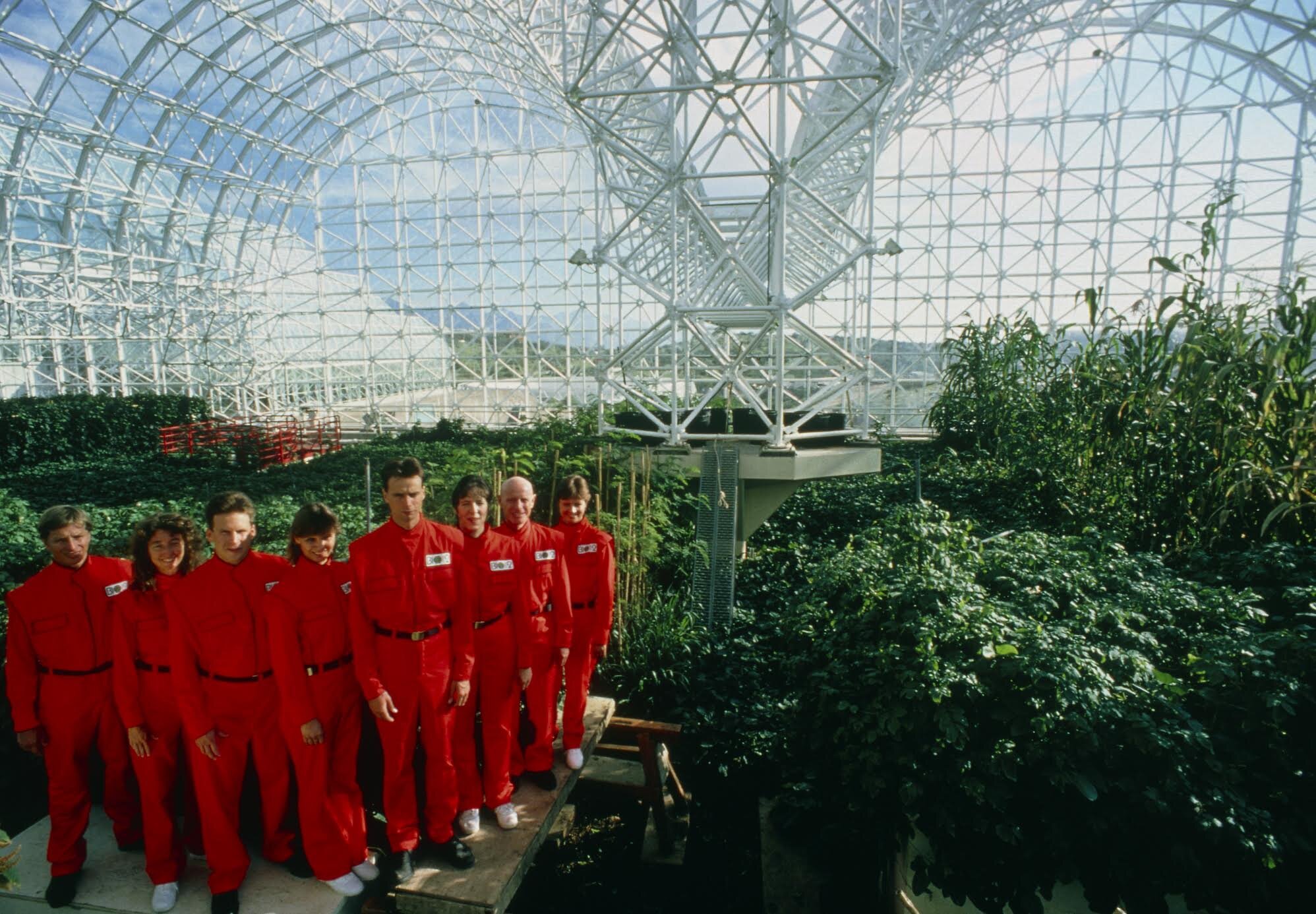 8 biospherians in the Biosphere 2