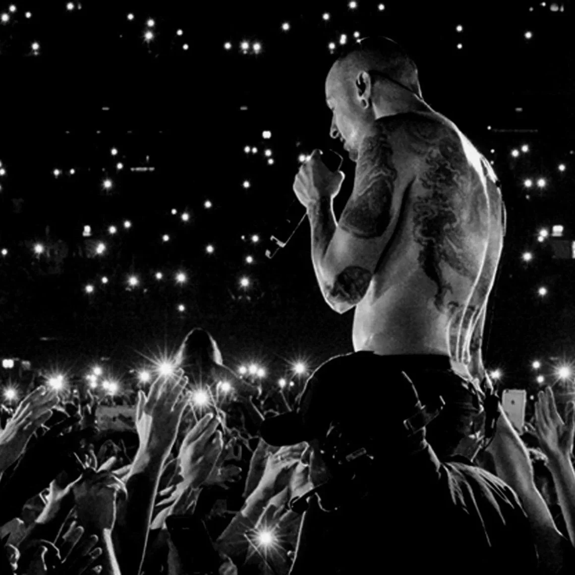 在惡意的裂縫中，療癒一整個世代 ── Chester Bennington
