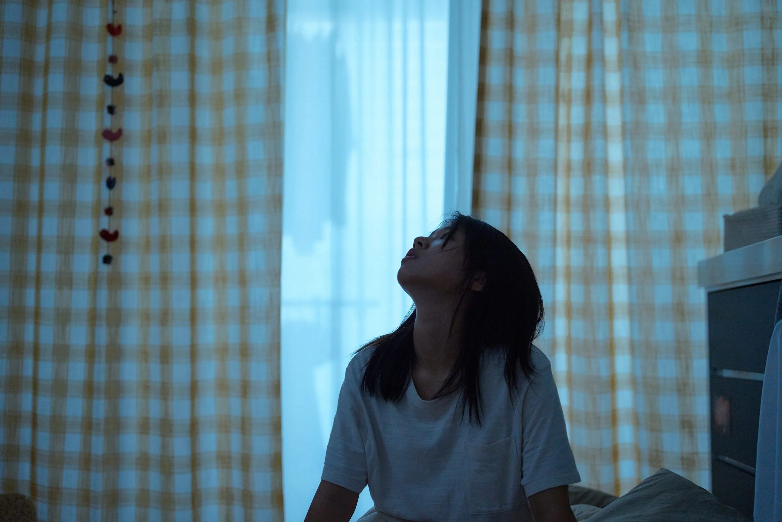 不控訴、不憤怒，做自己世界的主人 ── 《若問世界誰無傷》